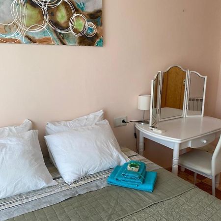 Comfortable Guest Room With Balcony Beniarjo Екстериор снимка